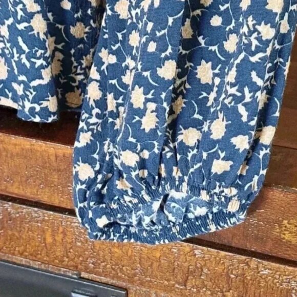 Banana Republic Floral Long Sleeve Elastic Waist Peplum Top Blue Blouse M - Picture 9 of 12